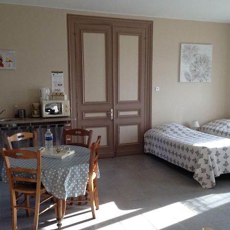 La Cense Hebron Bed & Breakfast Ardres ภายนอก รูปภาพ